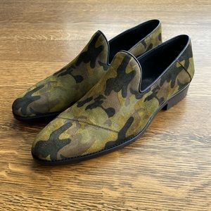 Men’s Camouflaged loafers multiple sizes brand new
